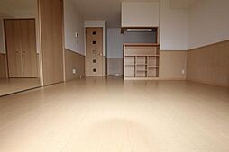 アドラブール戸手 1階2LDKのリビング/ダイニング