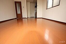 アメニックス福山　14番館 2階1LDKのリビング/ダイニング