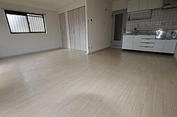 ジュネス南蔵王　弐番館 3階1LDKのリビング/ダイニング