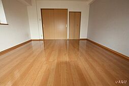 ディープタウンヒルズ 4階1DKのリビング/ダイニング