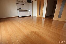 ディープタウンヒルズ 7階1LDKのリビング/ダイニング