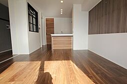 PROUD 1階1LDKのリビング/ダイニング