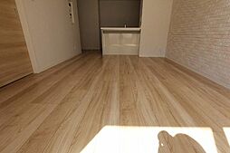 シャーメゾンファンスタ 1階2LDKのリビング/ダイニング