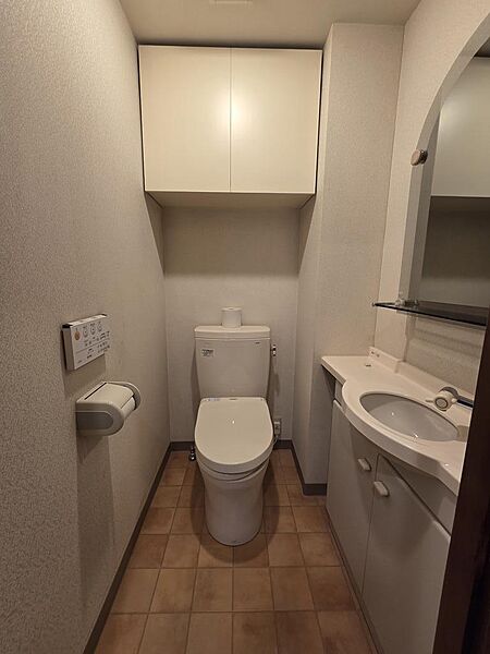 トイレを拡大表示