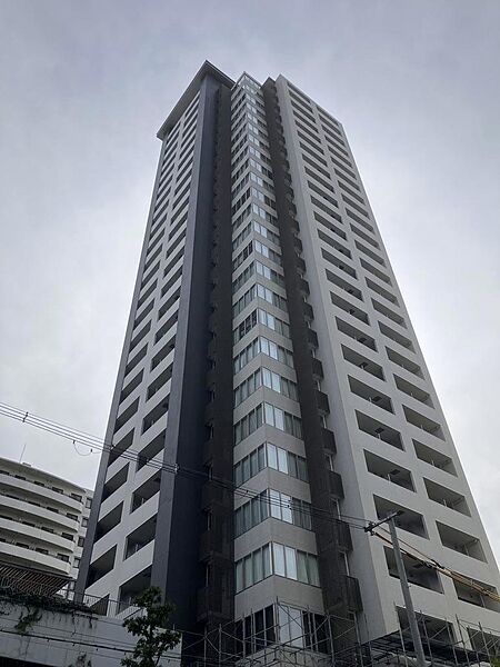 外観：327002225020