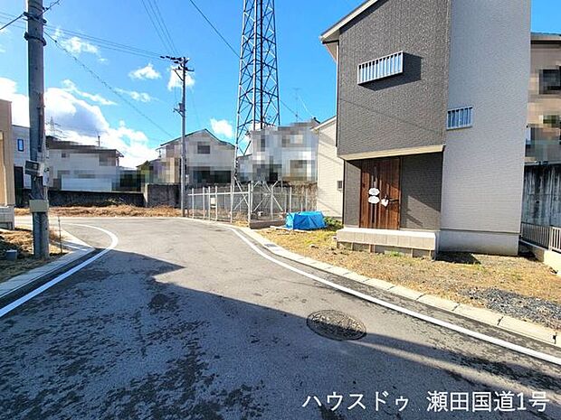 前面道路含む現地写真