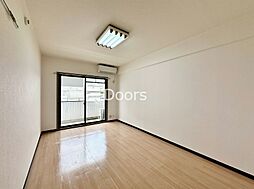 JR山陽本線 高島駅 徒歩15分の賃貸マンション 1階1Kのリビング/ダイニング