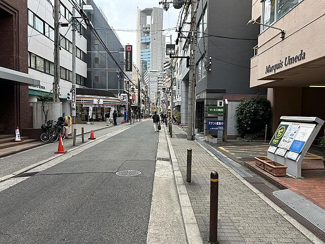 周辺