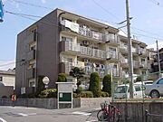 関大前駅より徒歩19分 4階 築39年の賃貸物件