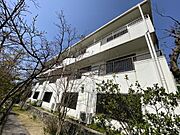 北千里駅よりバス9分 徒歩2分 3階 築39年8ヶ月の賃貸物件