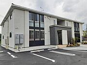 茨木駅よりバス7分 徒歩8分 1階 築4年2ヶ月の賃貸物件