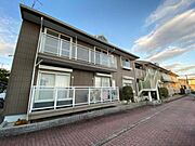 北千里駅よりバス12分 徒歩9分 2階 築36年5ヶ月の賃貸物件