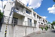 千里中央駅よりバス16分 徒歩8分 1階 築34年10ヶ月の賃貸物件