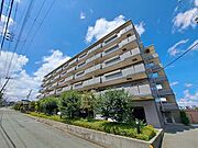 北千里駅よりバス9分 徒歩4分 4階 築30年1ヶ月の賃貸物件