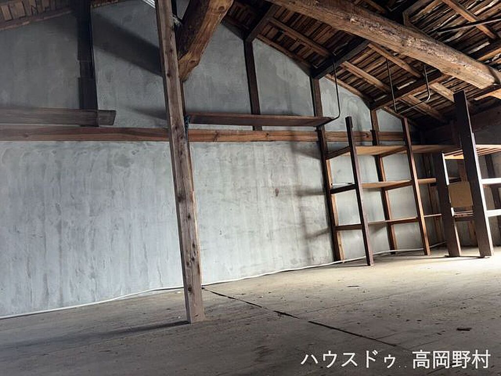 detached 富山県高岡市横田町2丁目