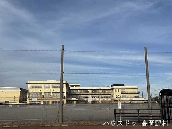 福岡小学校 1863m