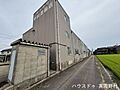 ＊建物西側外観...