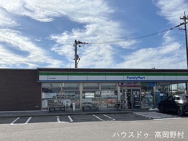 ファミリーマート射水作道店ファミリーマート 450m