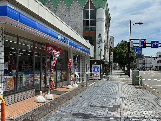 ローソン 高岡駅前店 1390m