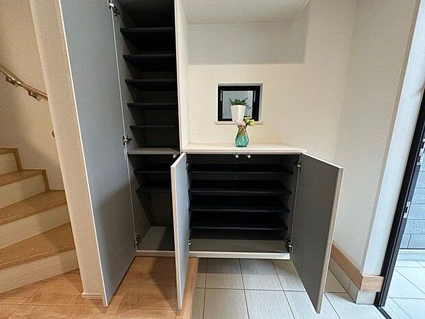 シューズボックス