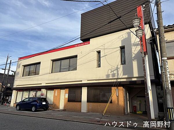 北陸銀行福岡支店 4650m