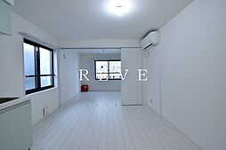 東京メトロ千代田線 赤坂駅 徒歩5分の賃貸マンション 2階1LDKのリビング/ダイニング