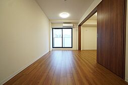 東京メトロ半蔵門線 清澄白河駅 徒歩10分の賃貸マンション 2階1LDKのリビング/ダイニング