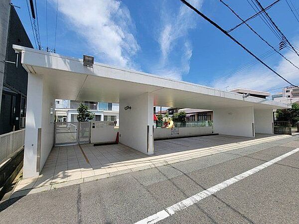 リトルキューピット保育園 180m