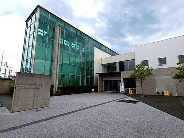 周辺を拡大表示