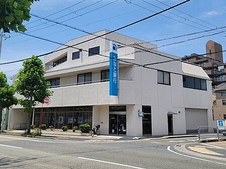 みなと銀行 魚住支店 400m