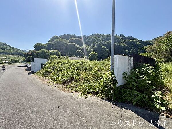 建築条件なし／更地お気軽にお問い合わせください。現況と異なる場合は、現況優先となります。