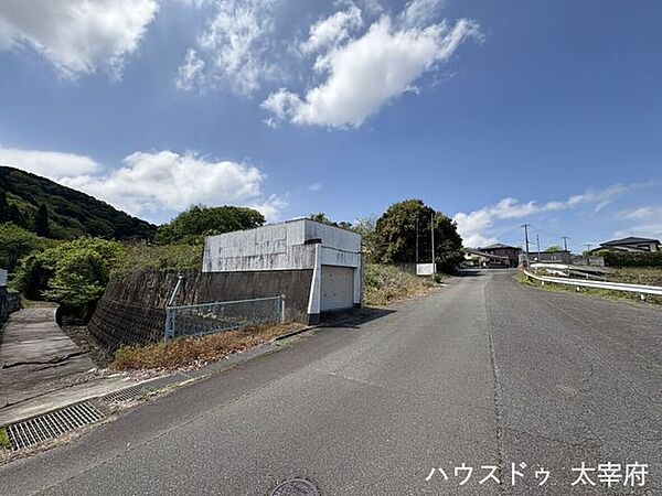 建築条件なし／更地お気軽にお問い合わせください。現況と異なる場合は、現況優先となります。
