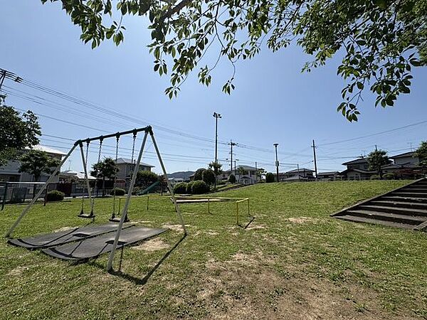 青山公園 190m