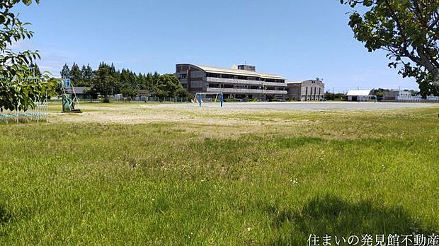 瑞穂北小学校 徒歩5分。 350m