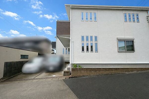 外観：323000453300