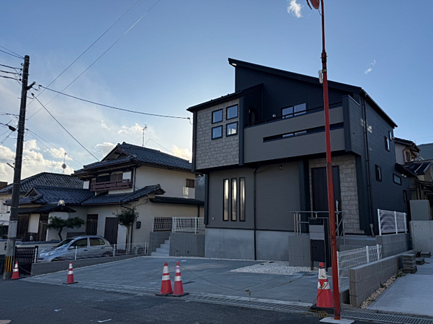 接道面が広く、車の出し入れもラクラクです♪