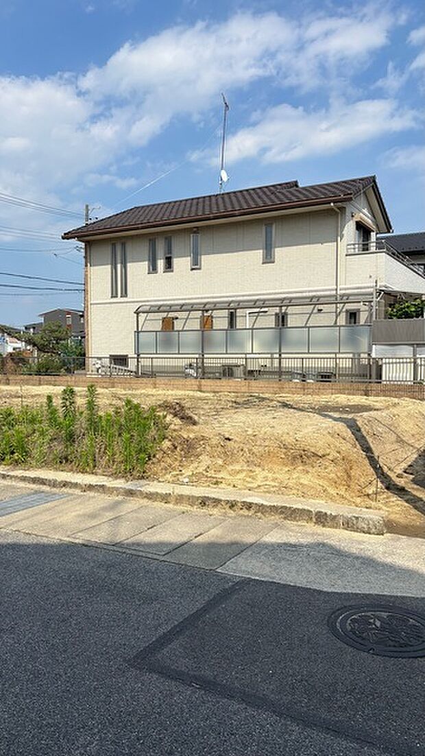 第一種住居地域で住みやすい環境です。また環境に優しい都市ガスです。