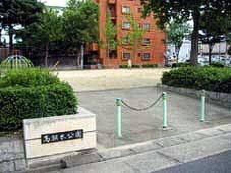 高瀬木公園 徒歩2分。 100m