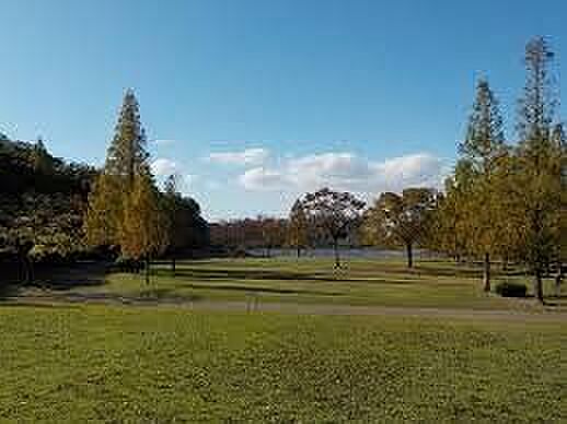 平和公園 徒歩3分。 240m