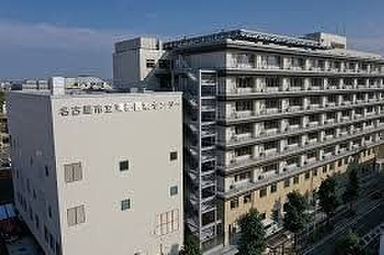 名古屋市立大学医学部附属東部医療センター 徒歩7分。 500m