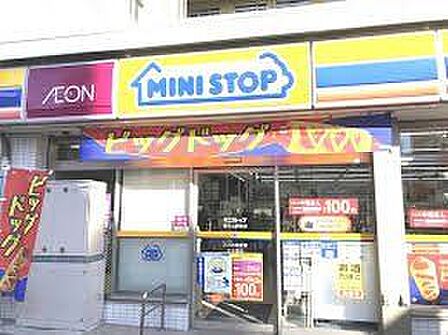 ミニストップ覚王山駅前店 徒歩3分。 240m