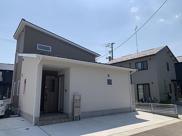 detached 宮城県柴田郡大河原町大谷字西原前140-11
地図を見る