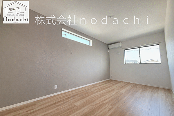 洋室8.3帖※家具消し加工しています