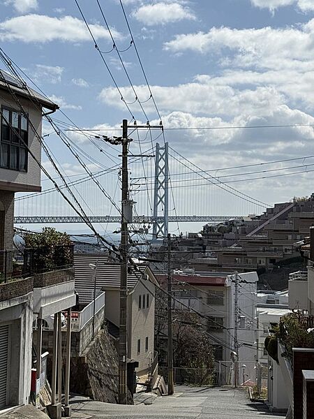 物件より徒歩1分。道路からの眺望