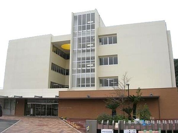 小学校 350m みどり坂小学校