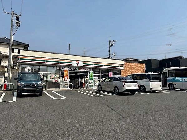コンビニ 450m セブンイレブン広島美鈴が丘南3丁目店