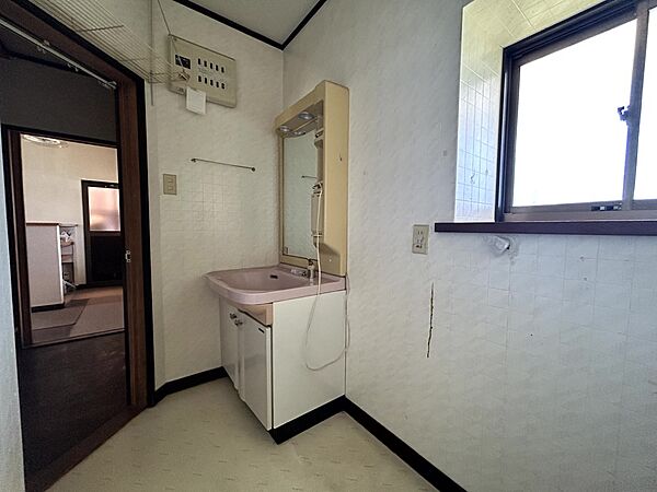 【洗面】※リフォーム前の写真です（2026.5月撮影）