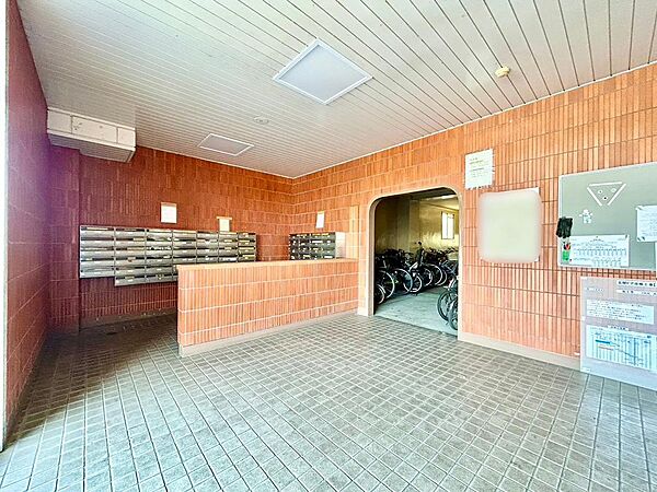 綺麗に清掃・管理された共有スペースです。