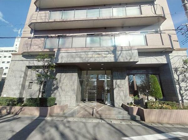 安心の鉄骨鉄筋コンクリート造１１階建てマンション。頼もしい構造が日々の確かな安心感を届けます。