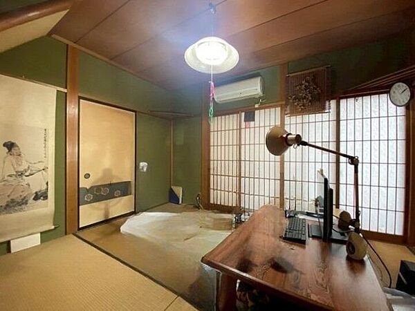 昔ながら落ち着いた雰囲気を味わえる和室です！